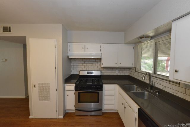 110 Covina, San Antonio, TX 78218