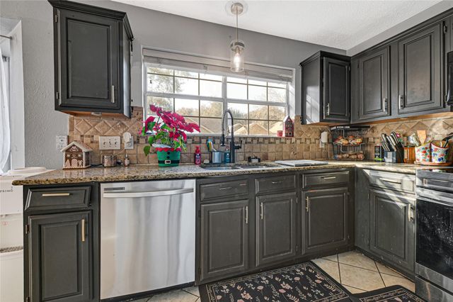 1122 Atlanta Drive, Richmond, TX 77406