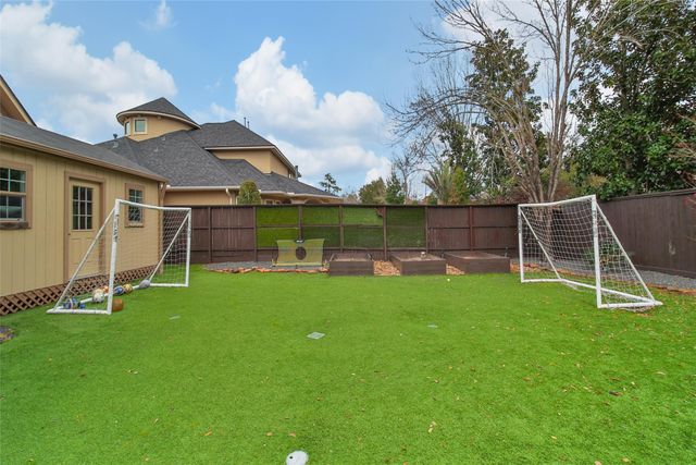 1506 Graystone Creek, Houston, TX 77345