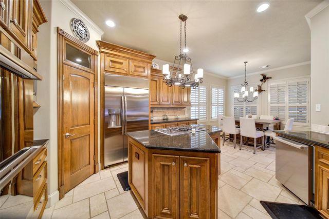 1506 Graystone Creek, Houston, TX 77345