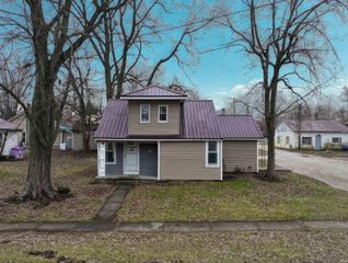 411 W Jefferson Street, Winamac, IN 46996