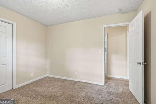 328 Fayette Villa Court, Fayetteville, GA 30214