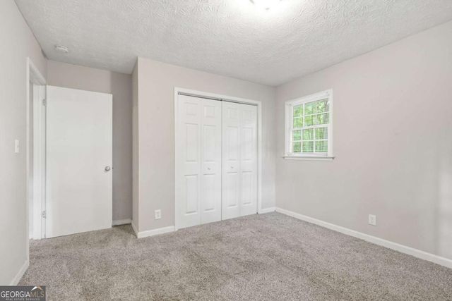 328 Fayette Villa Court, Fayetteville, GA 30214