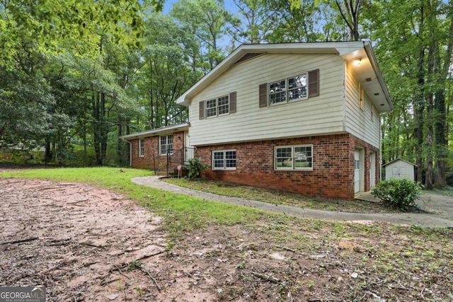 328 Fayette Villa Court, Fayetteville, GA 30214