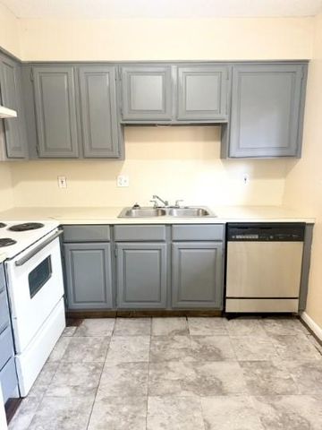 139 Elm DR 203, Lockhart, TX 78644