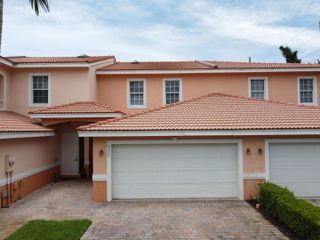 6472 Azura Lake Road, Lake Worth, FL 33463