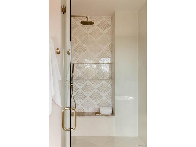 1721 Arrowpoint Ct, Franktown, CO 80116