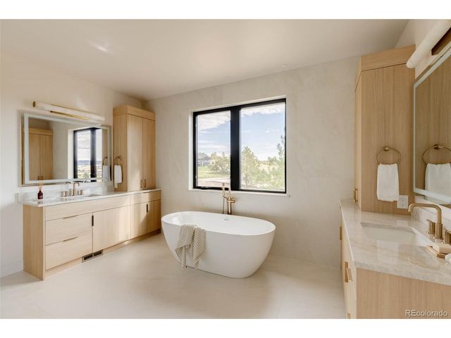 1721 Arrowpoint Ct, Franktown, CO 80116