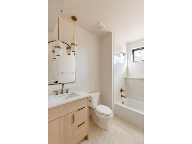 1721 Arrowpoint Ct, Franktown, CO 80116