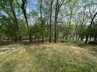 Doral Lane, Holiday Island, AR 72631