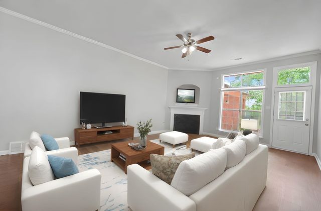 20 GARDEN SPRINGS DR, Oakland, TN 38060