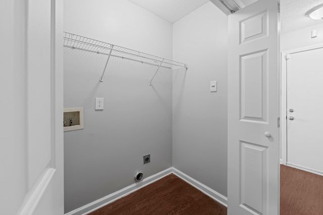 20 GARDEN SPRINGS DR, Oakland, TN 38060