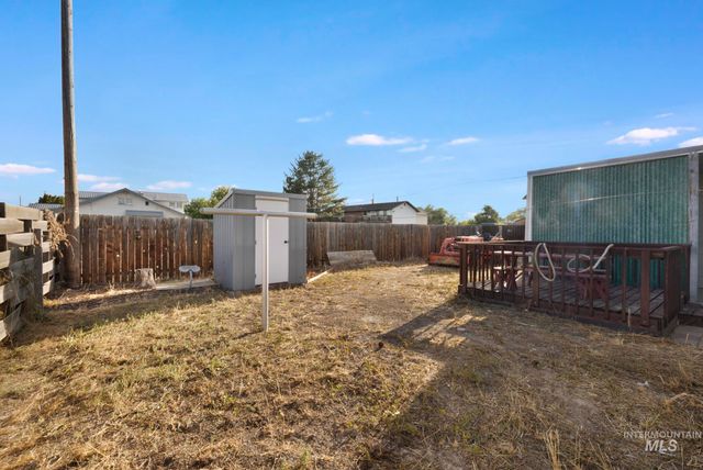 195 Wirsching Ave W, Twin Falls, ID 83301