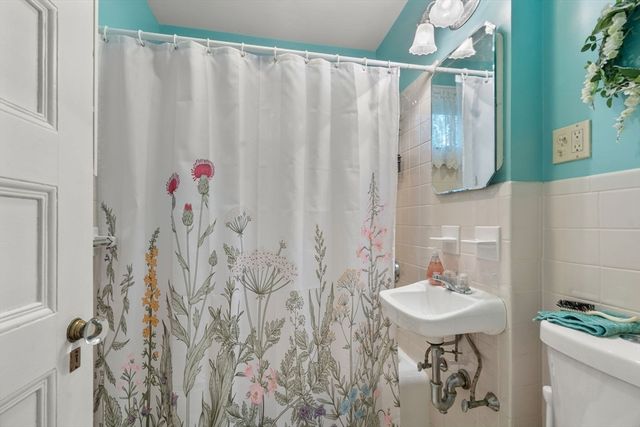 108 Langdon Ave, Watertown, MA 02472
