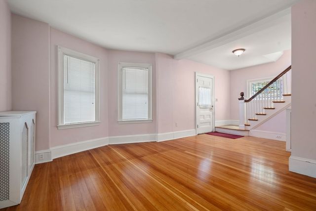 108 Langdon Ave, Watertown, MA 02472