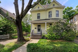 108 Langdon Ave, Watertown, MA 02472