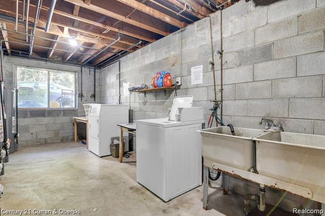 2753 10th Street 5, Wyandotte, MI 48192
