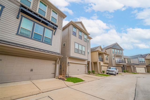 2126 Bauer Park Drive, Houston, TX 77080