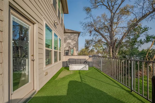 2126 Bauer Park Drive, Houston, TX 77080