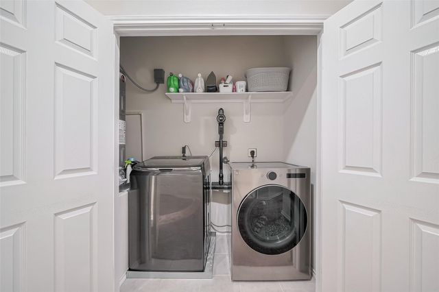 2126 Bauer Park Drive, Houston, TX 77080