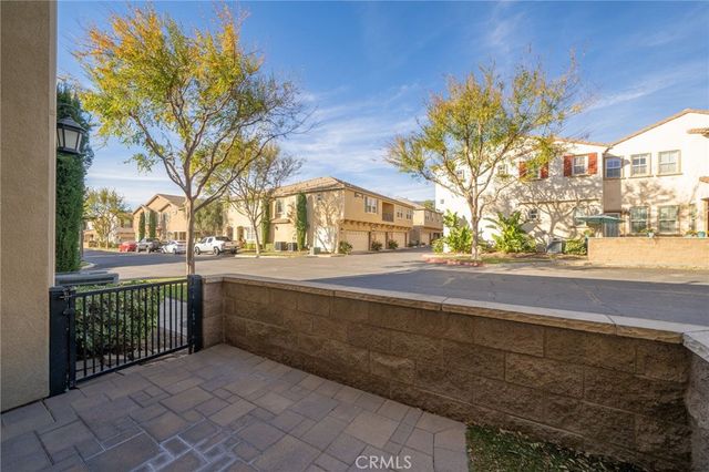 14975 S Highland Avenue 94, Fontana, CA 92336