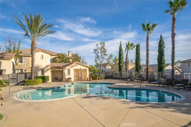 14975 S Highland Avenue 94, Fontana, CA 92336