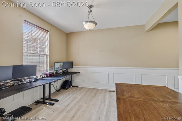 51743 Leshan Drive, New Baltimore, MI 48047