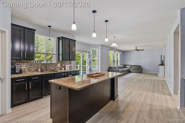 51743 Leshan Drive, New Baltimore, MI 48047