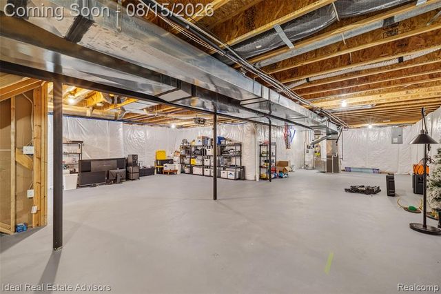 51743 Leshan Drive, New Baltimore, MI 48047