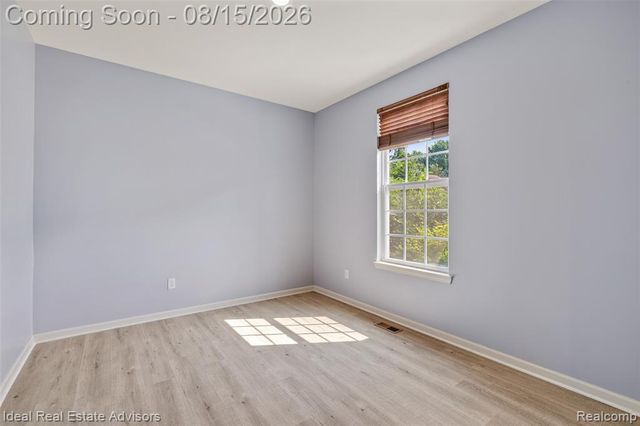 51743 Leshan Drive, New Baltimore, MI 48047
