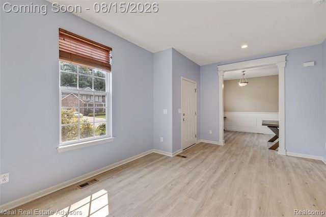 51743 Leshan Drive, New Baltimore, MI 48047