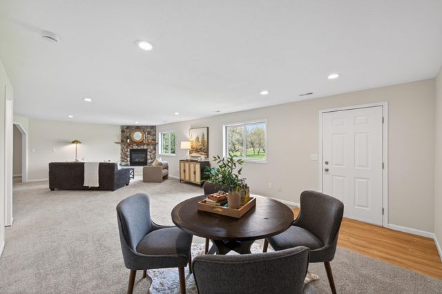 36921 Elk Avenue, North Branch, MN 55056