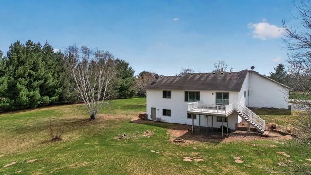 36921 Elk Avenue, North Branch, MN 55056