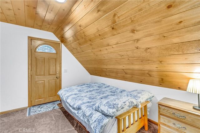 27945 Lakes Edge, Lake Arrowhead, CA 92352