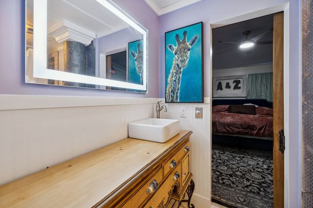 501 Williamsburg Dr, Nashville, TN 37214