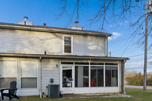 501 Williamsburg Dr, Nashville, TN 37214