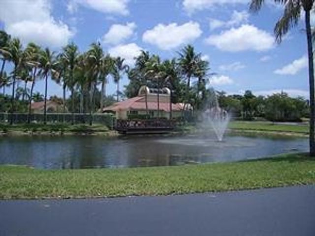 741 LYONS Road 17107, Coconut Creek, FL 33063