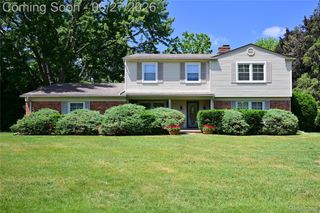 5888 Pentland Road, Bloomfield Hills, MI 48301