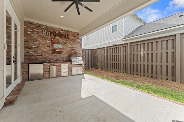 13820 Woody Creek Dr, Baton Rouge, LA 70810