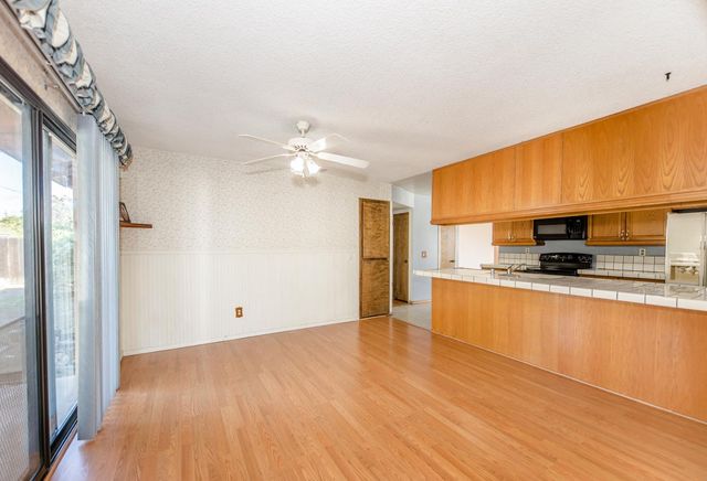 20 W Clover Street, Woodland, CA 95695