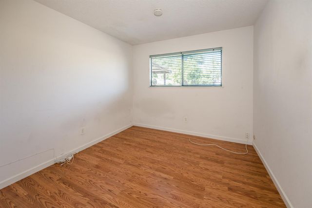 20 W Clover Street, Woodland, CA 95695