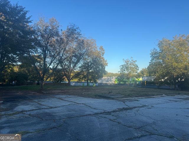 5356 N Henry Boulevard, Stockbridge, GA 30281