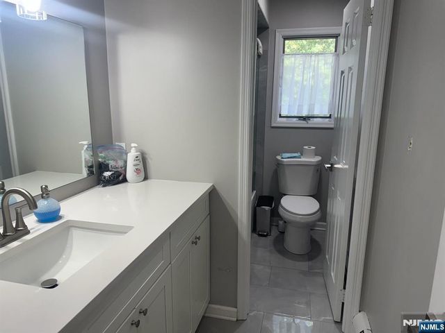 620 Alacci Way, River Vale, NJ 07675