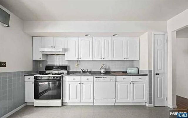 620 Alacci Way, River Vale, NJ 07675