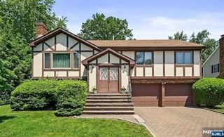 620 Alacci Way, River Vale, NJ 07675