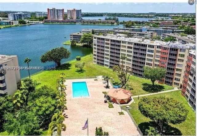 1710 NE 191st St 307-3, Miami, FL 33179