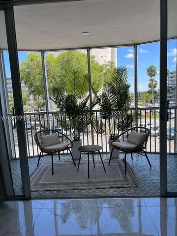 1710 NE 191st St 307-3, Miami, FL 33179