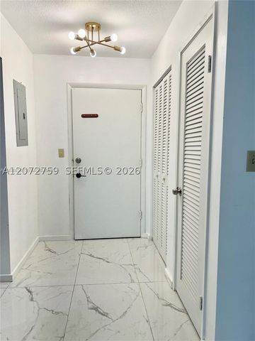1710 NE 191st St 307-3, Miami, FL 33179