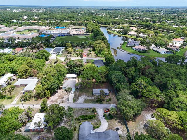 6761 Palm Garden Street, Jupiter, FL 33458