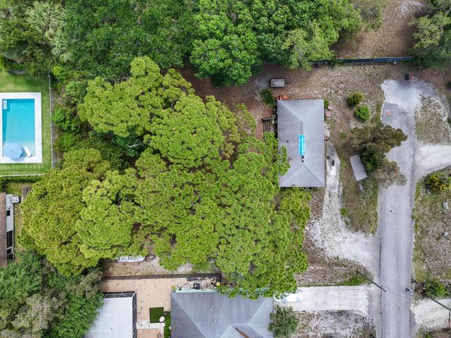 6761 Palm Garden Street, Jupiter, FL 33458